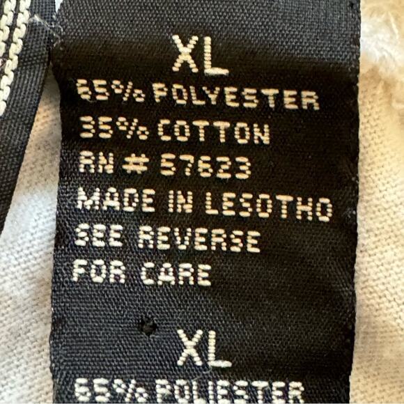 Highland Outfitters white crewneck long sleeve T-shirt size XL
 b11 - Picture 3 of 4